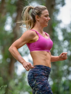 Run It All 2.0 Adjustable Sports Bra -Rab store 320939 04