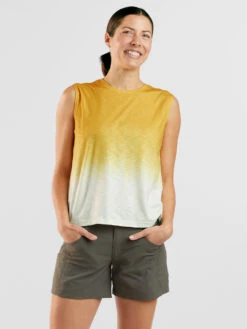 Ravine Muscle Tank - Dip Dye -Rab store 430990 03