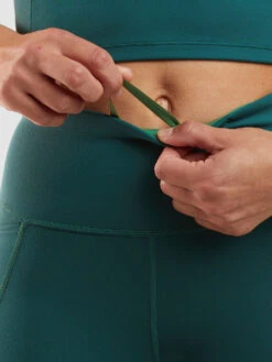 Mad Dash Lite Reversible Crop Tights - Perforated 21 Mad Dash Lite Reversible Crop Tights - Perforated -Rab store 530964 09