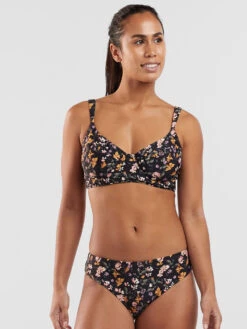 Bodacious 2.0 Underwire Bikini Top - English Garden 8 Bodacious 2.0 Underwire Bikini Top - English Garden -Rab store 600944 01