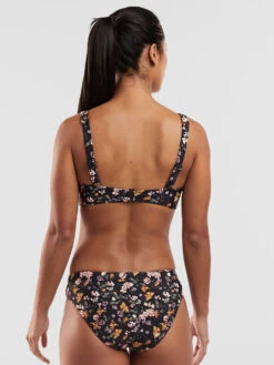 Bodacious 2.0 Underwire Bikini Top - English Garden 9 Bodacious 2.0 Underwire Bikini Top - English Garden -Rab store 600944 02